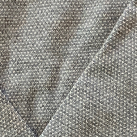 Men's Crewneck Pullover Sweater - Picture 4 of 4